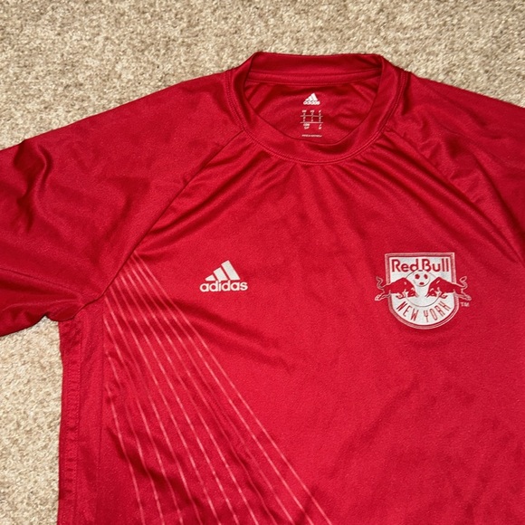 Adidas Men’s Jersey + Free Gift (USED) - Picture 3 of 3